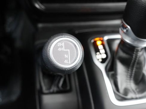 Certified 2024 Jeep Wrangler Sport S image 24