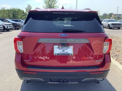 Used 2021 Ford Explorer XLT w/ Equipment Group 202A AWD/4WD image 6
