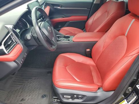 Used 2023 Toyota Camry XSE w/ Navigation Package FWD image 5