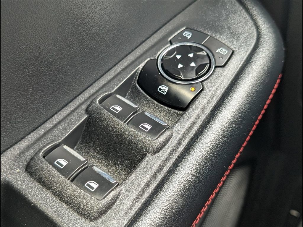 Used 2023 Ford Edge ST-Line AWD/4WD image 24