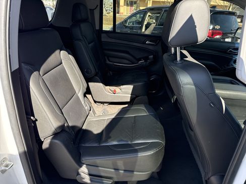 Used 2020 GMC Yukon XL SLT image 29