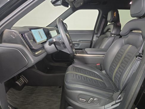 Used 2024 Rivian R1S Adventure AWD/4WD image 20