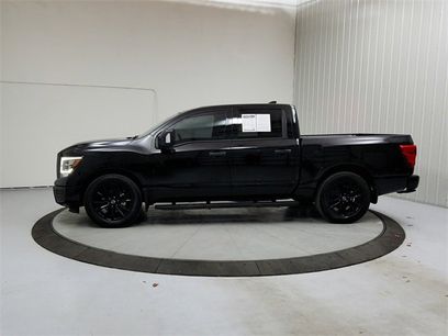 Used 2023 Nissan Titan SV w/ SV Convenience Package
