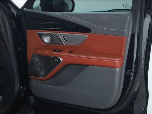 Used 2024 Lincoln Nautilus Black Label w/ Jet Appearance Package (87T) AWD/4WD image 31