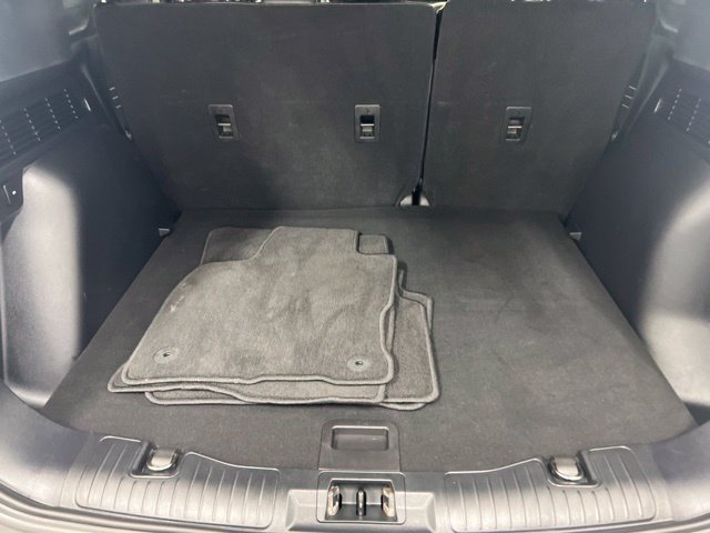 Used 2022 Ford Escape Titanium w/ Class II Trailer Tow Package AWD/4WD image 9