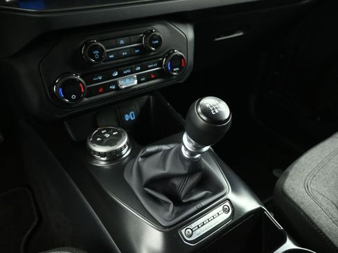 Certified 2025 Ford Bronco Big Bend image 14