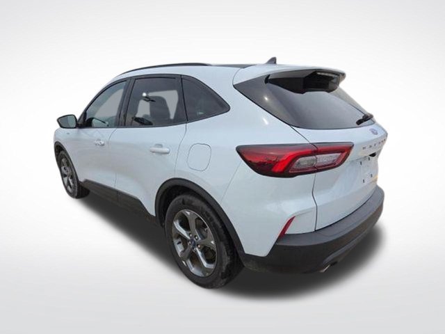 Certified 2025 Ford Escape ST-Line FWD image 7