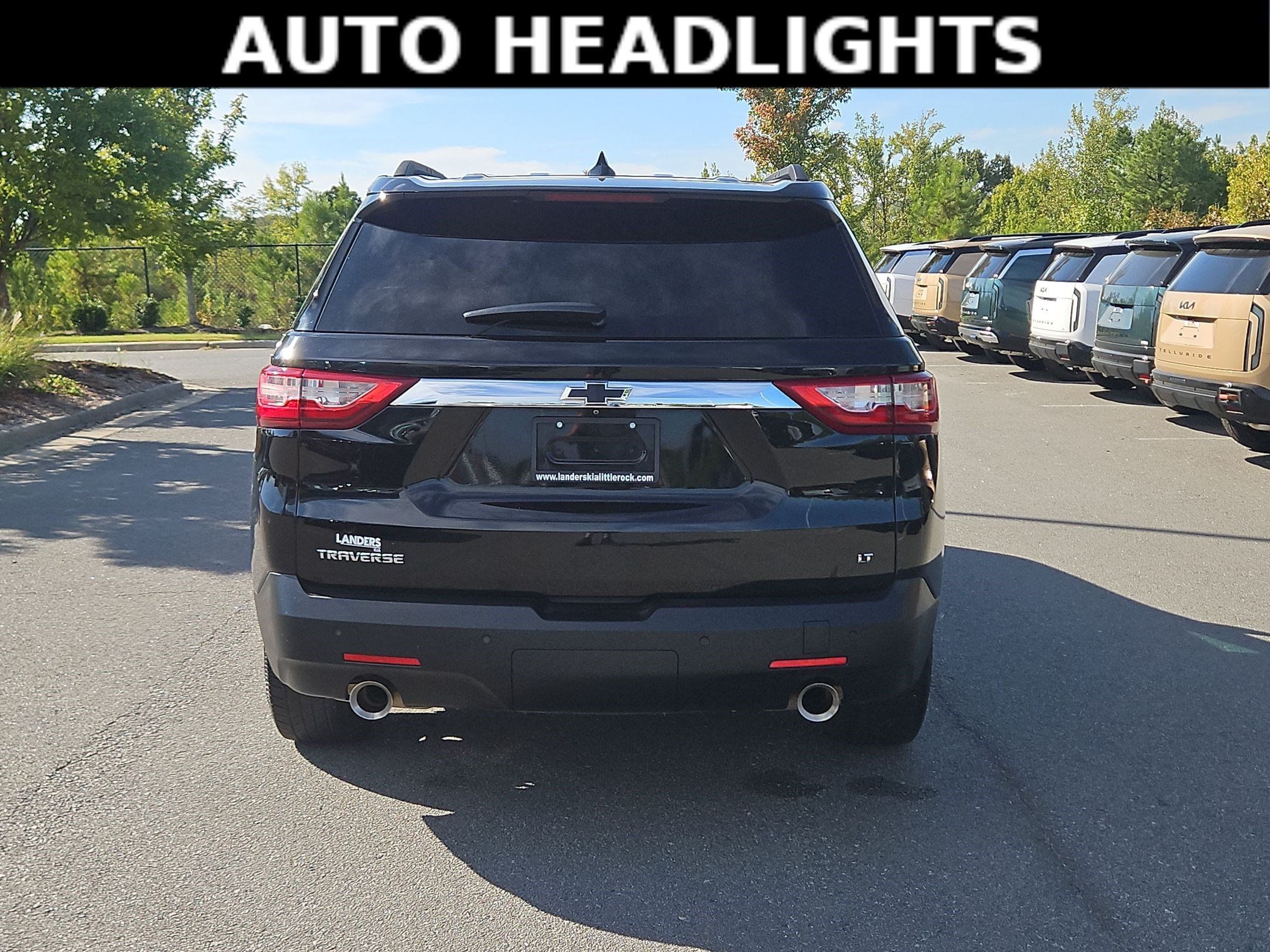 Used 2020 Chevrolet Traverse LT FWD image 6