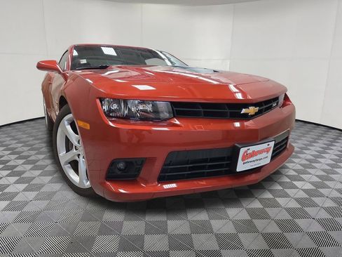 Used 2015 Chevrolet Camaro SS RWD image 2
