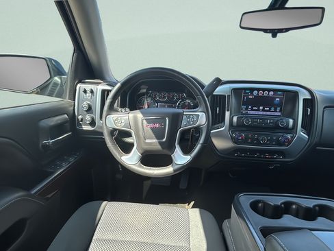 Used 2017 GMC Sierra 1500 SLE w/ SLE Value Package AWD/4WD image 12