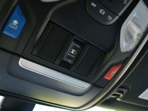 Used 2022 RAM 1500 Big Horn RWD image 33