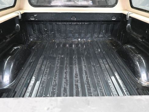 Used 2017 Chevrolet Silverado 1500 LT w/ All Star Edition image 10