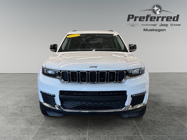 Used 2023 Jeep Grand Cherokee L Limited AWD/4WD image 11