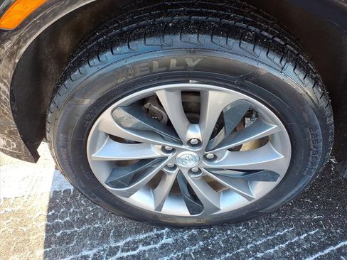 Used 2023 Buick Encore GX Select w/ Sport Touring Package image 9