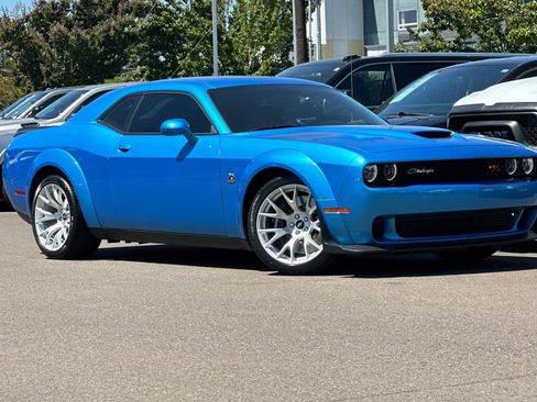 Used 2023 Dodge Challenger R/T Scat Pack RWD image 2
