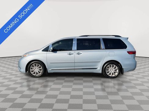 Used 2015 Toyota Sienna Limited Premium FWD image 5