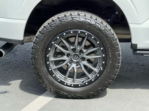 Certified 2022 Ford F150 Platinum w/ Equipment Group 701A High AWD/4WD image 15