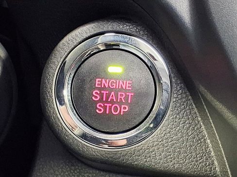 New 2025 Subaru Forester Premium image 8