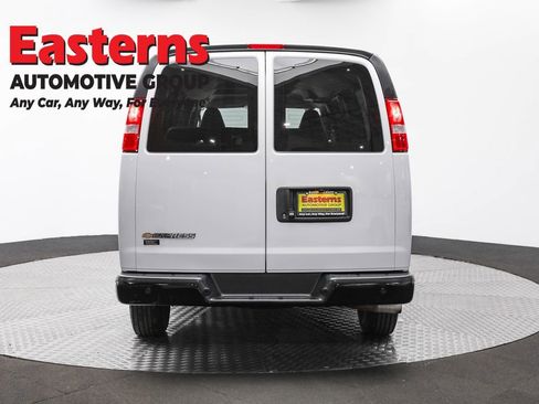 Used 2023 Chevrolet Express 3500 LS image 5