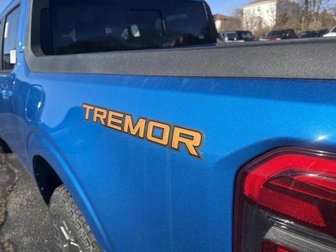 New 2026 Ford Maverick Tremor image 4