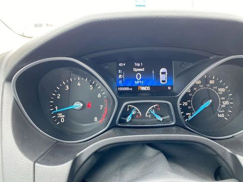 Used 2015 Ford Focus SE w/ SE Sport Package image 39