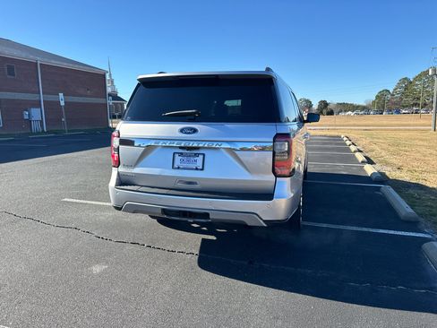 Used 2018 Ford Expedition Max Limited w/ Equipment Group 302A image 6