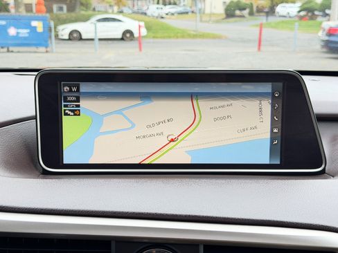 Used 2018 Lexus RX 350L Luxury image 57