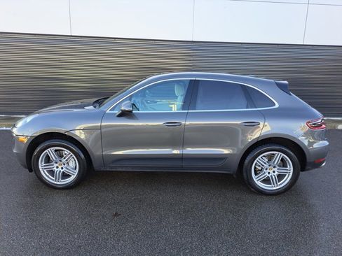 Certified 2016 Porsche Macan S image 2