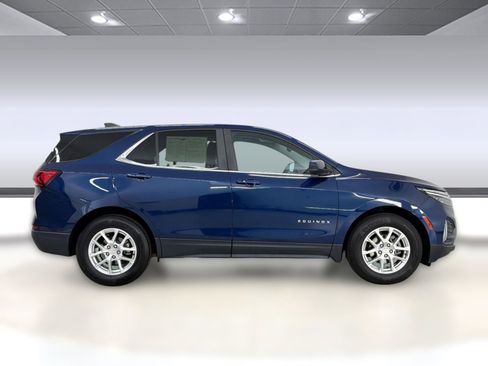 Used 2022 Chevrolet Equinox LT FWD image 8