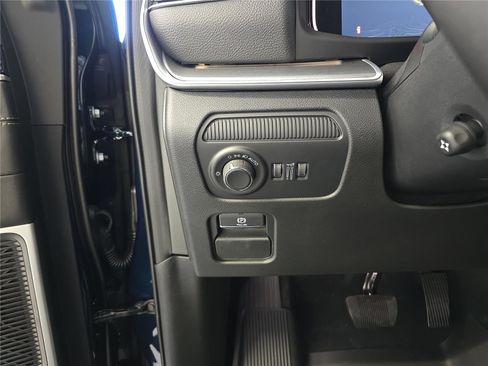 New 2026 Jeep Grand Wagoneer Limited AWD/4WD image 32
