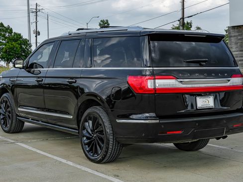 Used 2020 Lincoln Navigator L Reserve w/ Equipment Group 208A Reserve AWD/4WD image 12