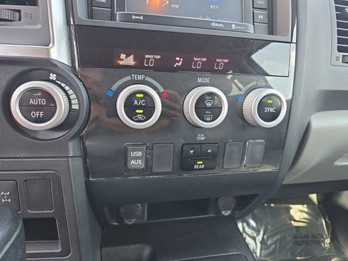 Used 2019 Toyota Sequoia SR5 AWD/4WD image 28