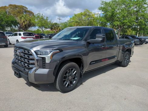 Used 2024 Toyota Tundra Platinum AWD/4WD image 10