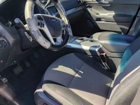 Used 2013 Ford Explorer 4WD Police Interceptor w/ Interior Upgrade Pkg image 5