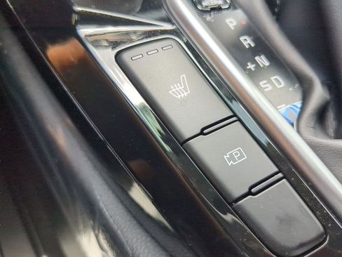 Certified 2025 Kia Seltos EX FWD image 18