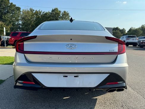 Used 2021 Hyundai Sonata SEL Plus w/ Tech Package FWD image 4