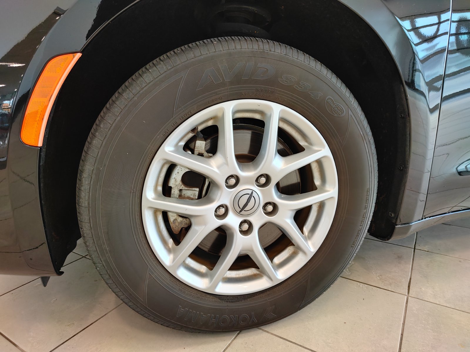 Used 2025 Chrysler Pacifica Select FWD image 9