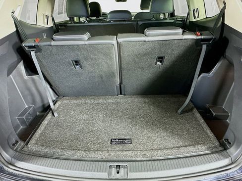 Used 2023 Volkswagen Atlas SEL image 35