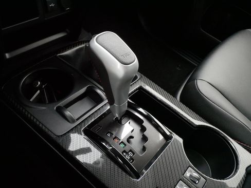 Certified 2024 Toyota 4Runner TRD Off-Road Premium w/ Off Road Premium Plus Package AWD/4WD image 24