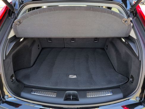 Used 2023 Cadillac XT4 Premium Luxury image 30