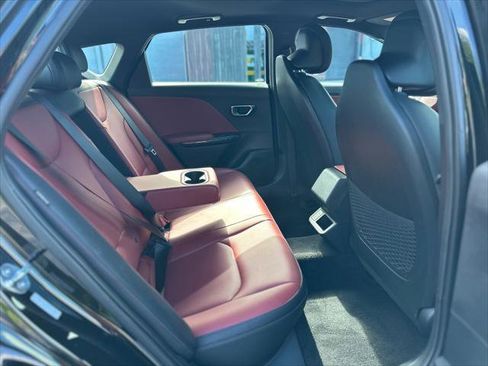 Used 2025 Kia K4 GT-Line w/ GT-Line Premium Package FWD image 18