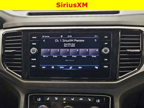 Used 2022 Volkswagen Atlas Cross Sport SEL R-Line image 19