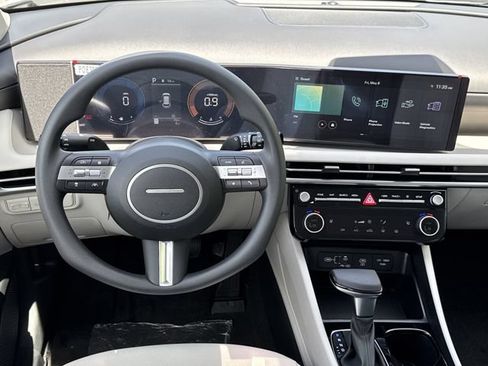 New 2026 Hyundai Tucson SEL FWD image 25