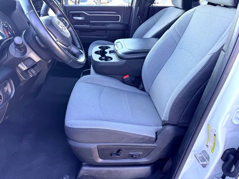 Used 2024 RAM 3500 Big Horn image 12