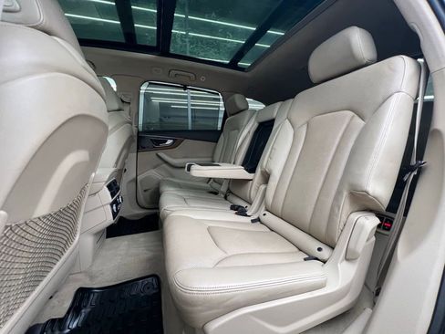 Used 2017 Audi Q7 3.0T Prestige image 22
