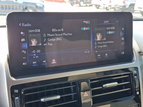 Used 2023 Lexus GX 460 Premium w/ Premium Package image 15