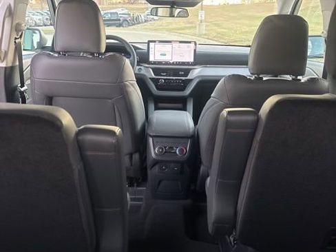 New 2026 Ford Explorer Active w/ Active Comfort Package AWD/4WD image 18