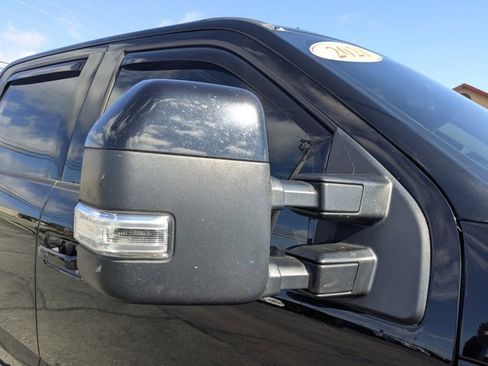 Used 2021 Ford F250 Lariat image 12