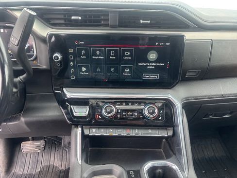 Used 2025 GMC Sierra 3500 Denali w/ Denali Reserve Package image 20