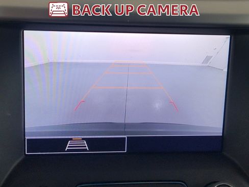 Used 2023 GMC Acadia SLE w/ Driver Convenience Package image 27